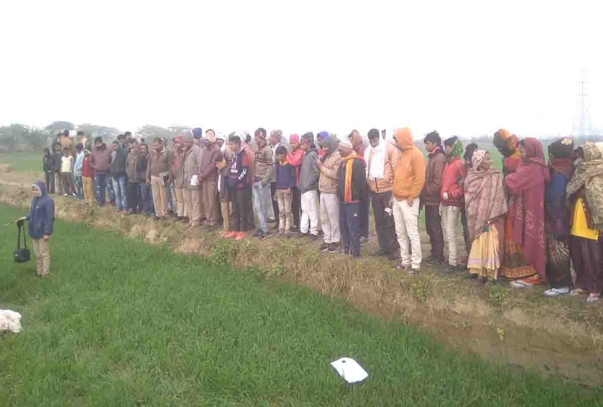 Wife went out to supply water in the field at night, body found in the morning