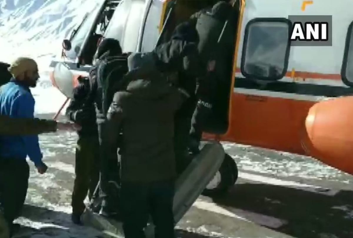 Himachal Pradesh Ten people including Two medical emergency patients airlifted Lahaul Spiti