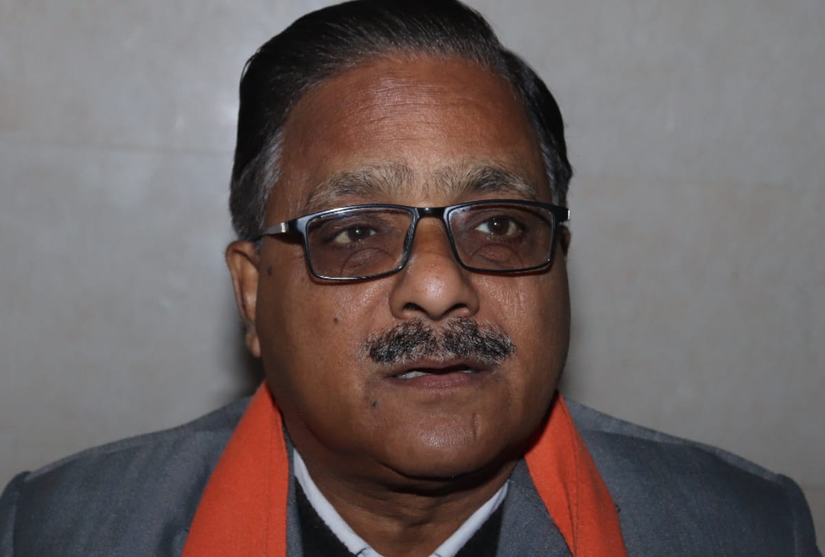 Gorakhpur BJP MLA Dr. Radha Mohan das Says There is no problem being angry at being an MLA