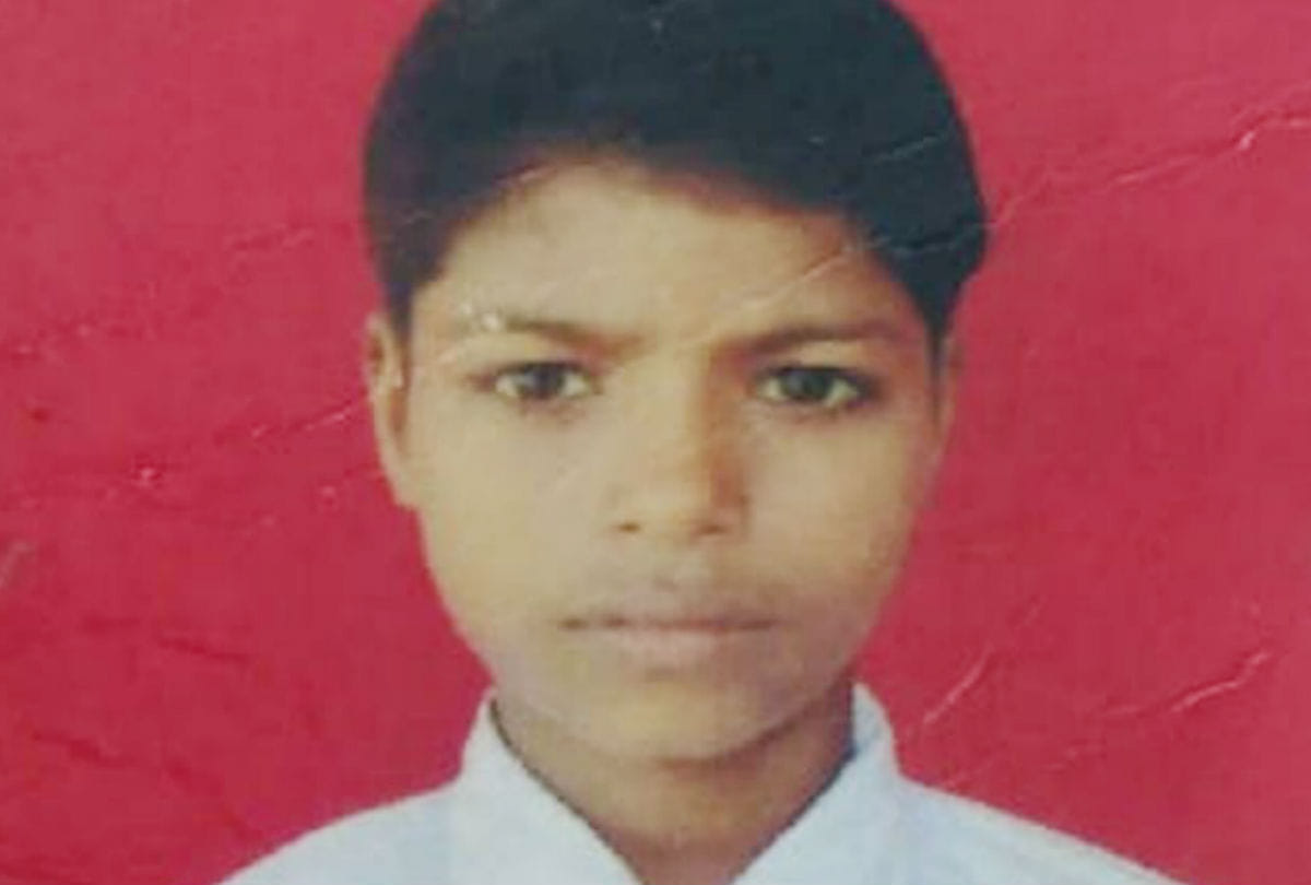 13 Year Old Boy Dead Body Found in Plant of Chain Firozabad