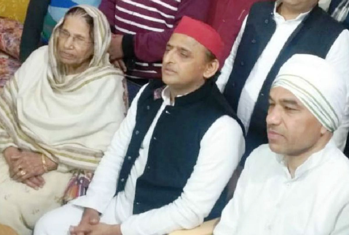 Akhilesh Yadav Targets Cm Yogi Adityanath Over Caa Protests in Uttar   Pradesh