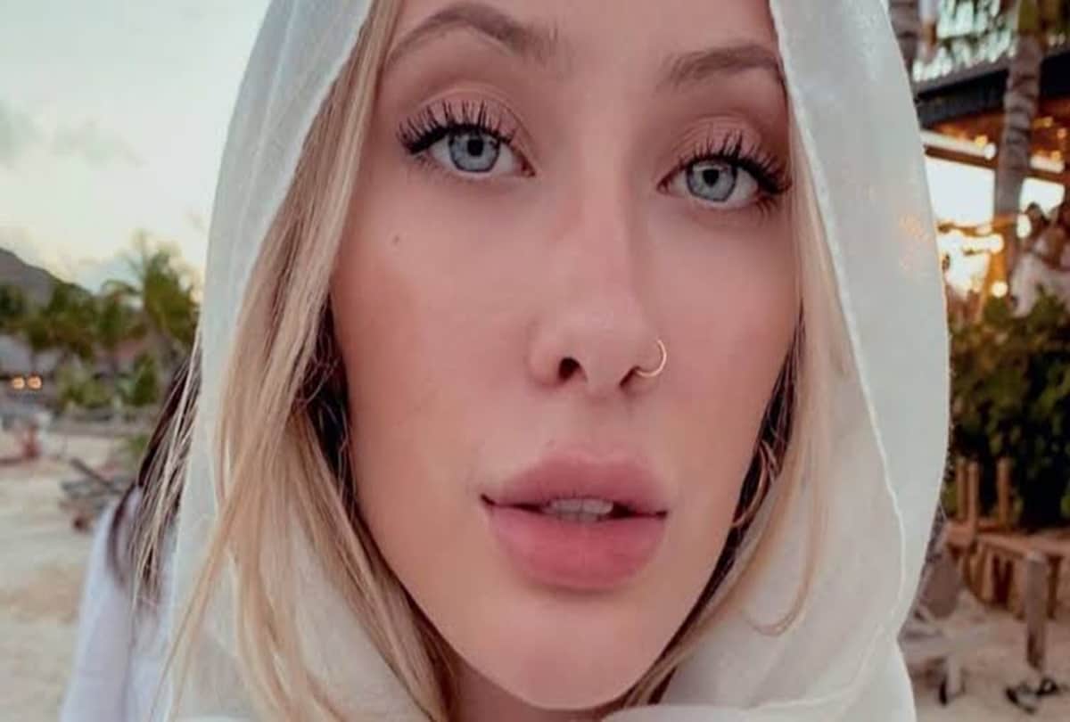 model Kaylen Ward with nude photos raised more than 1 million Dollor for Australian bushfire relief