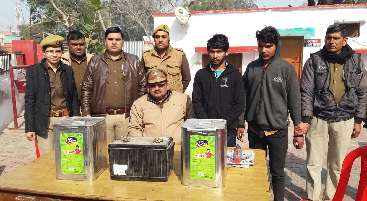 Hathras: Accused of stealing from Dhari Bakery in 48 hours