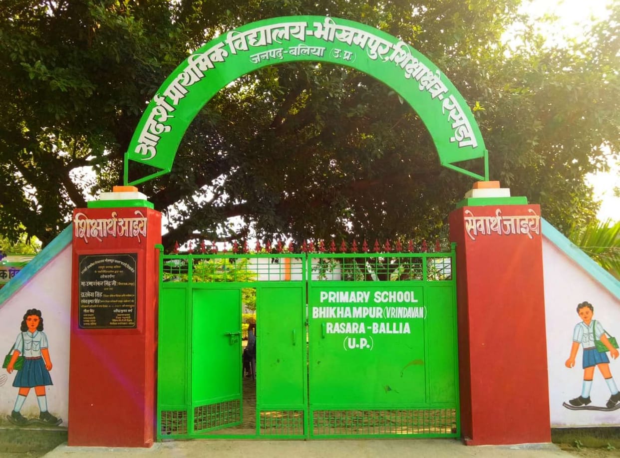 Selection of three schools of the district in excellent