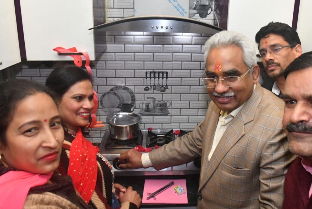 Haridwar: Supply from LPG pipes in home starts