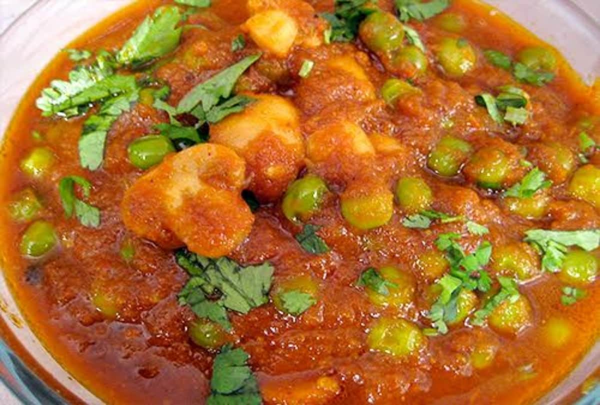 winter recipe egg masala cheese curry