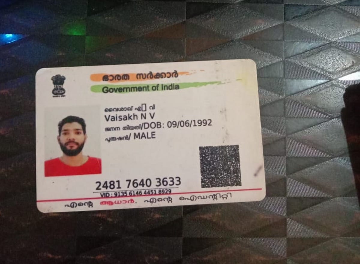 Kerala man suicide hanged in guest house varanasi