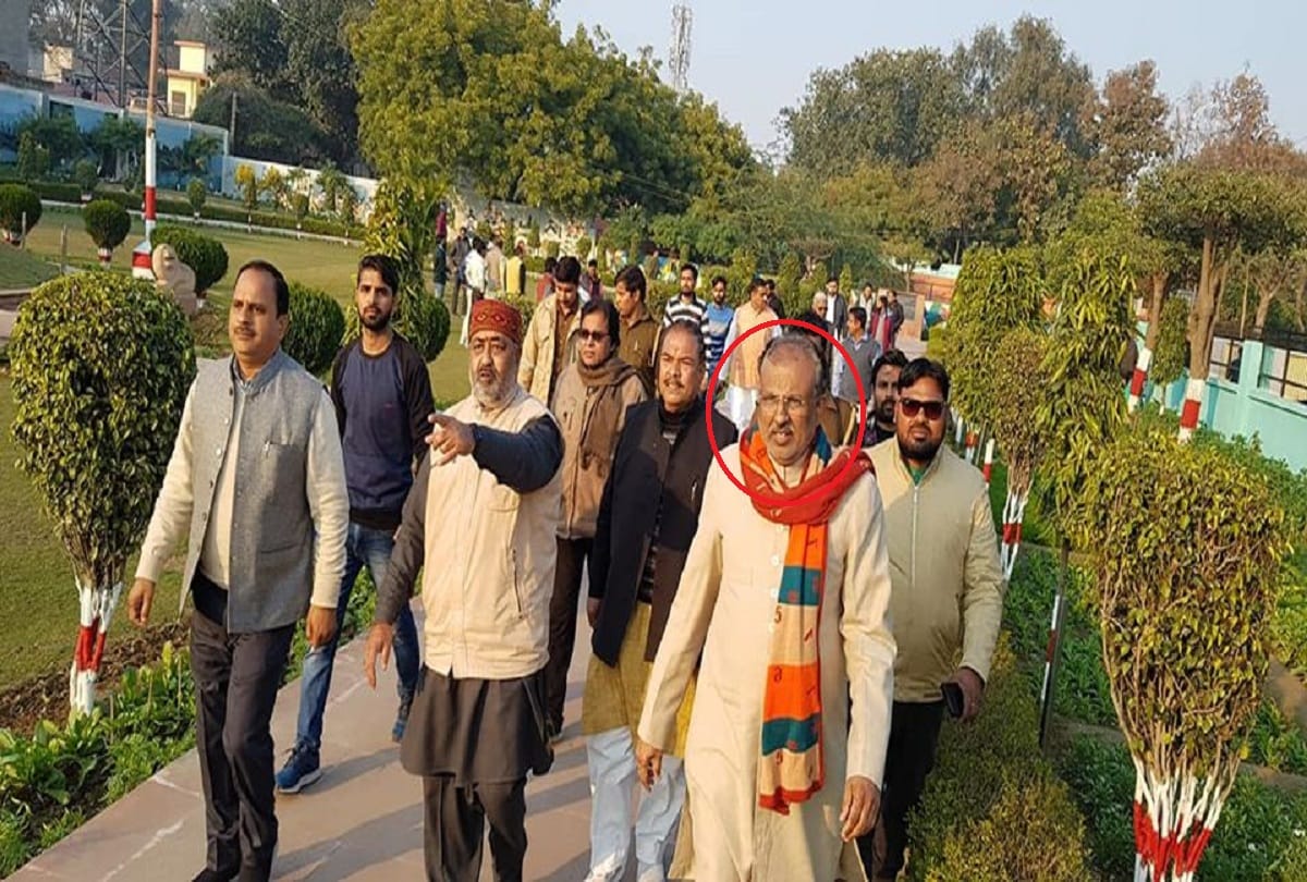 Senior BJP leader Raghuraj Singh received a call of threat