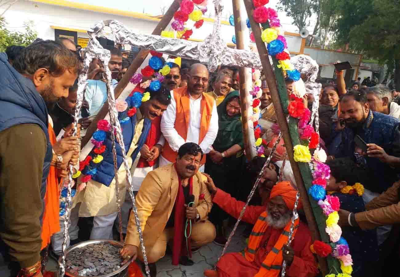 Sakshi Maharaj celebrated 64th birthday