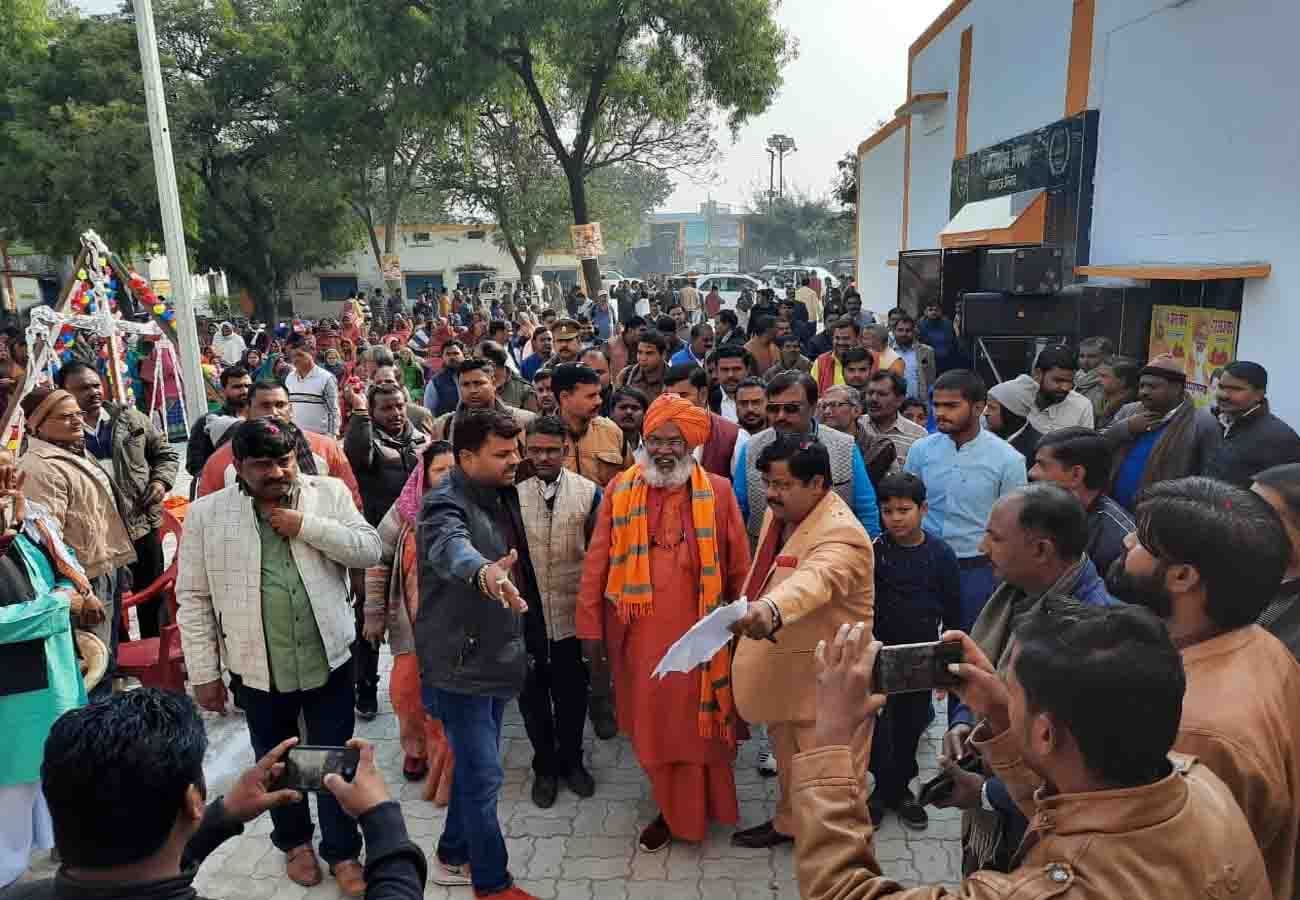 Sakshi Maharaj celebrated 64th birthday