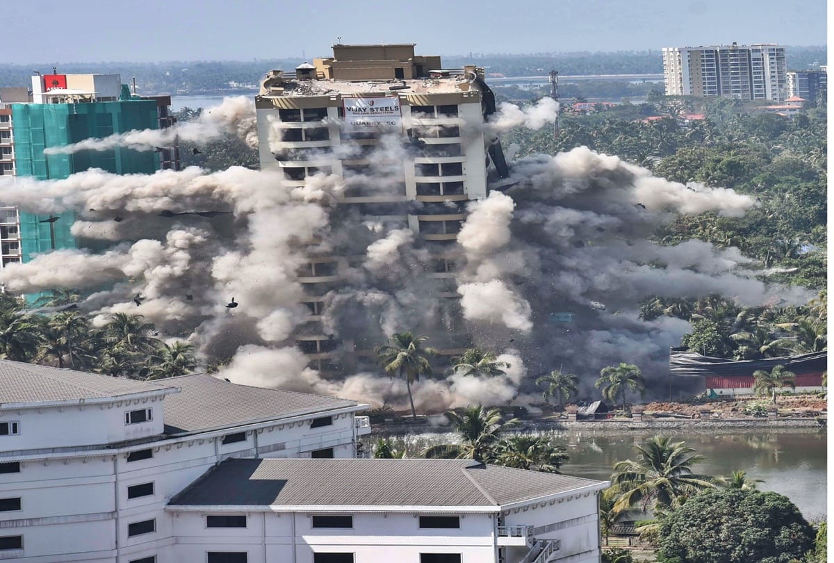 Maradu flat Jain Coral Cove complex demolished through controlled implosion