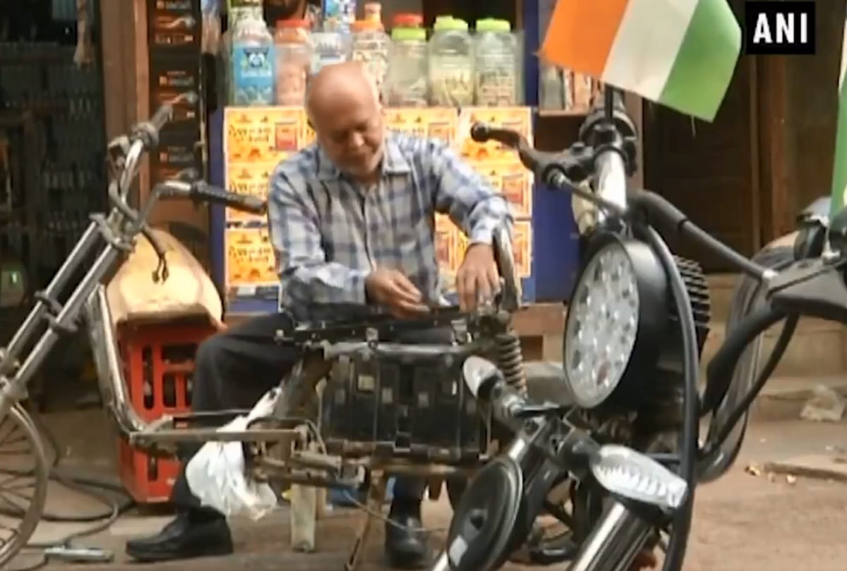 disabled elderly Vishnu Patel made E bike from junk Anand Mahindra said he would like work with him