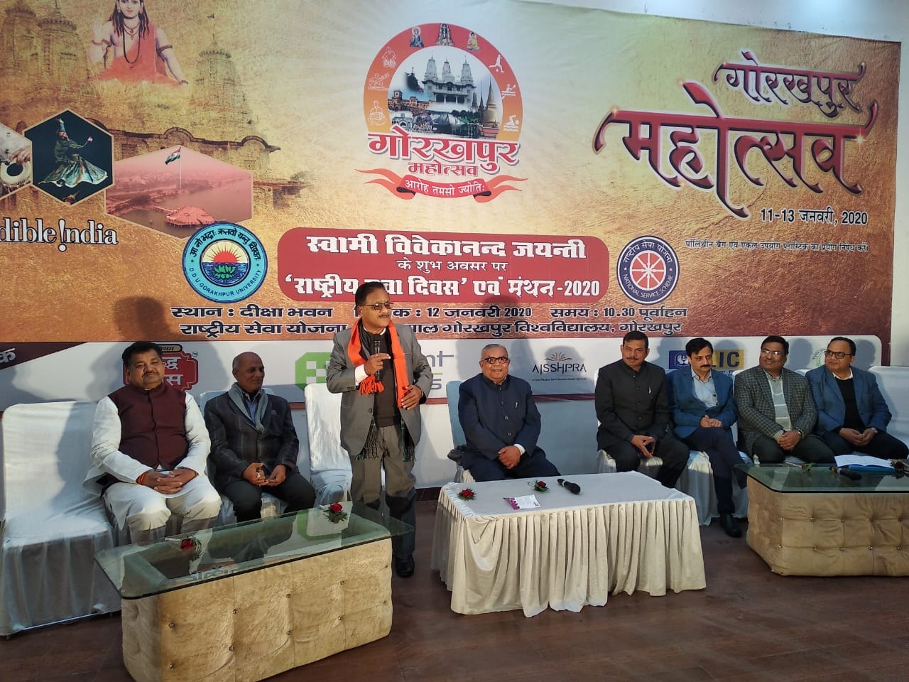gorakhpur mahotsav live updates, day two