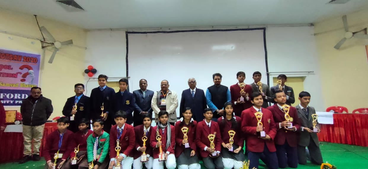 Quiz organized in St. Joseph Khorabar, Aditya, Priyanshu and Yash topper