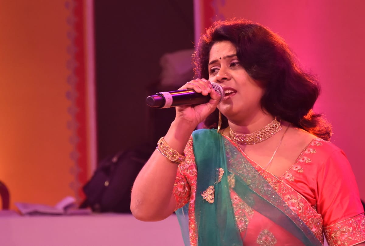 Talent hunt on second day of Gorakhpur mahotsav