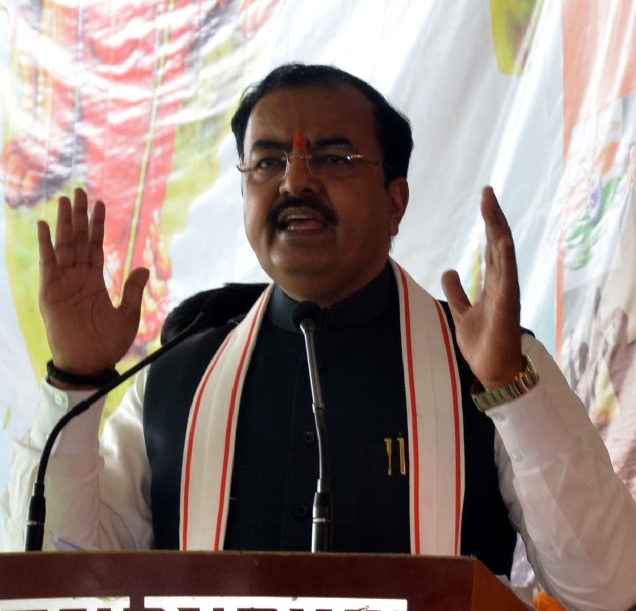 Priyanka Gandhi and Akhilesh Yadav are misleading people: Deputy CM