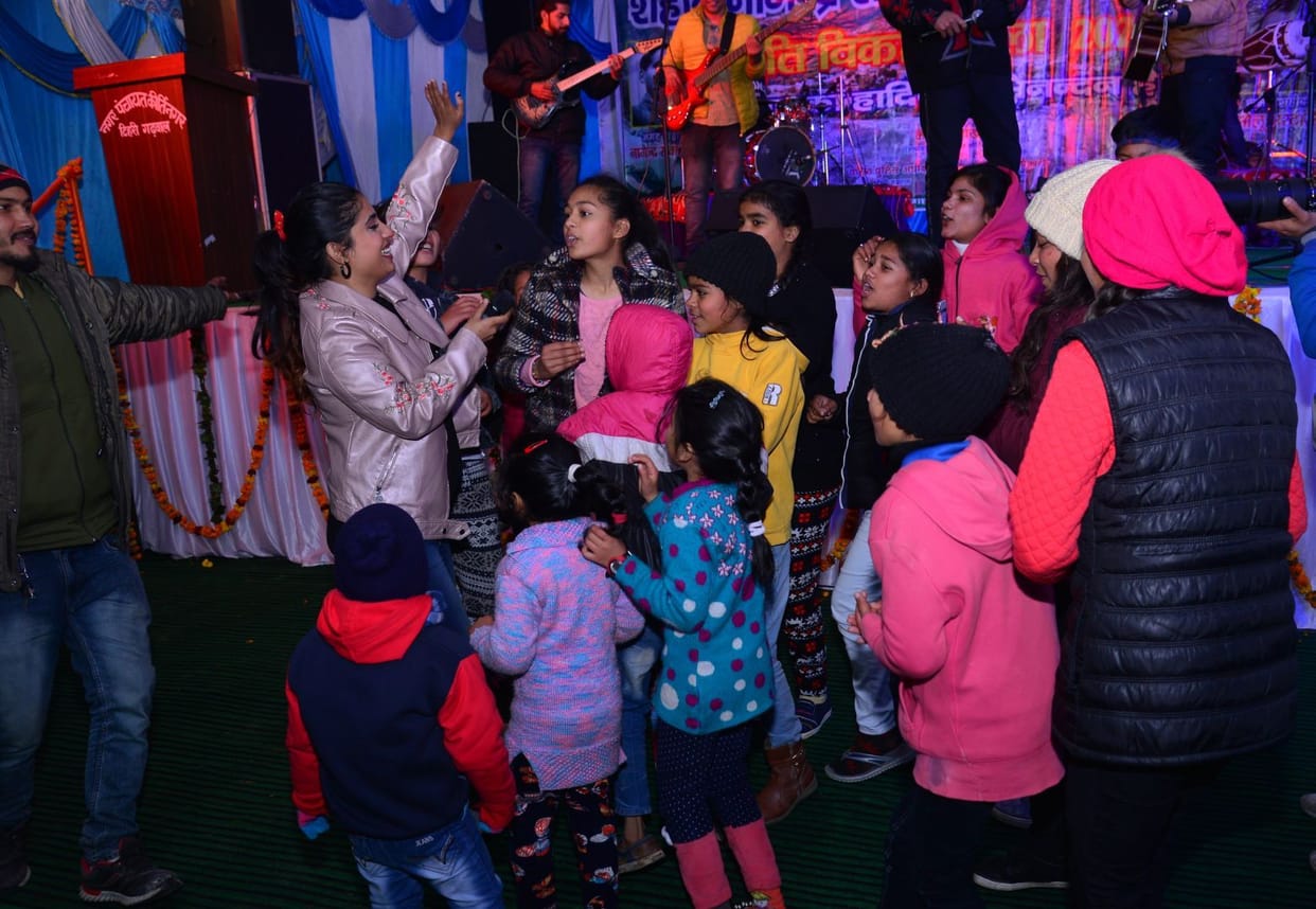 Folk songs Priyanka Mahar and Dhoom Singh Rawat performed