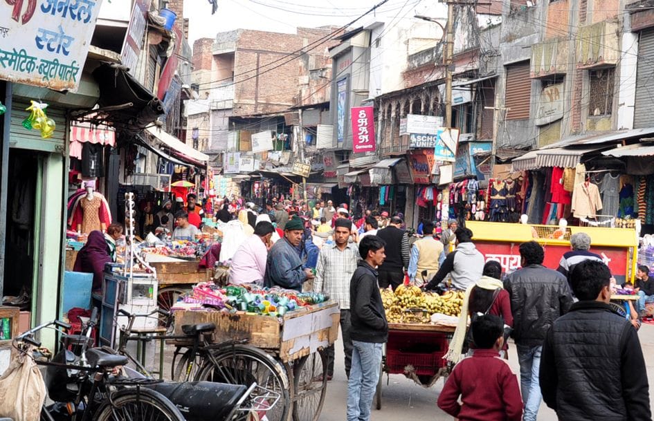 Market looks like a road, outpost is also a victim of encroachment