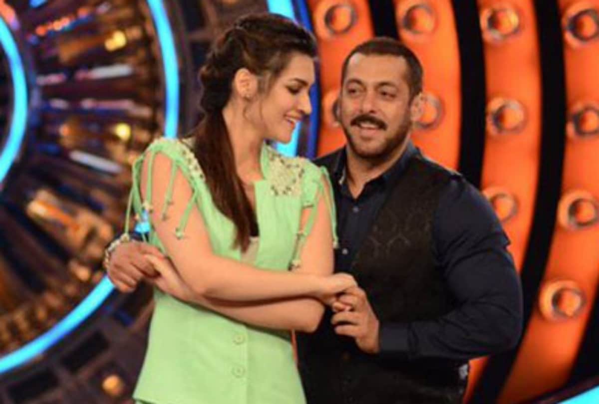 salman khan romance with kriti sanon film kabhi eid kabhi diwali