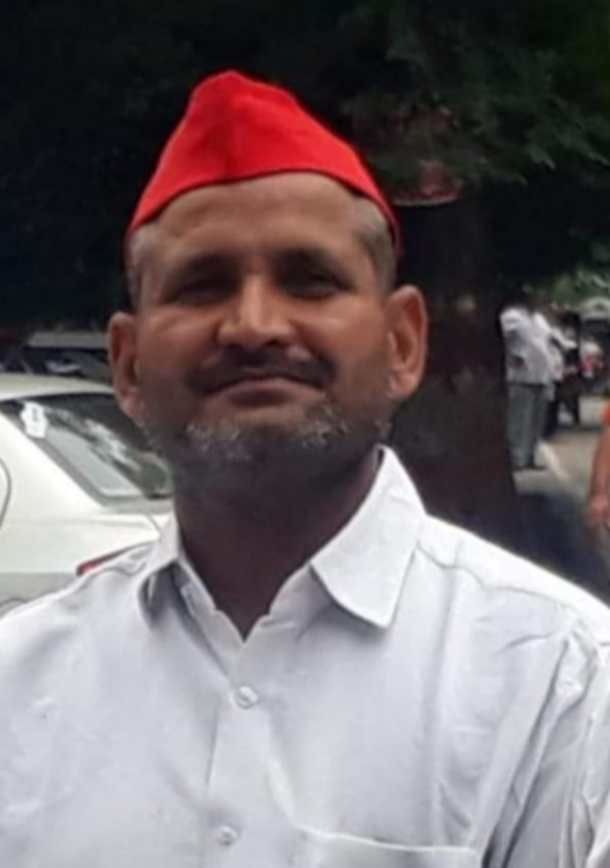 Samajwadi party leader gun shot killed and murdered did not arrested yet in mau