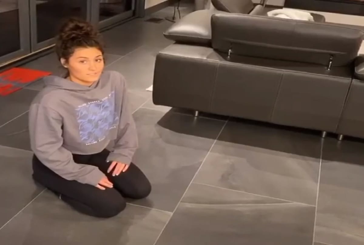 new flex challenge viral on social media woman gymnast jax kranitz shares video