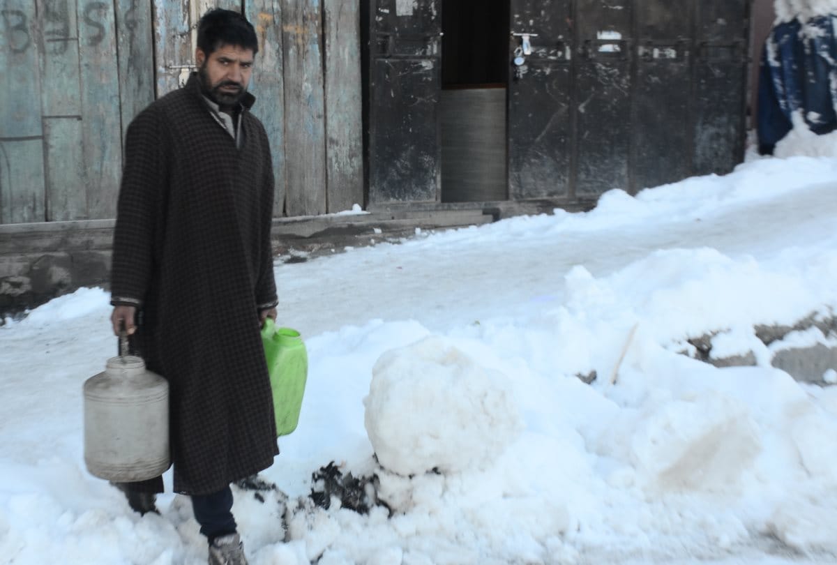 Heavy rain snowfall damaged 1100 water supply schemes in Himachal Pradesh