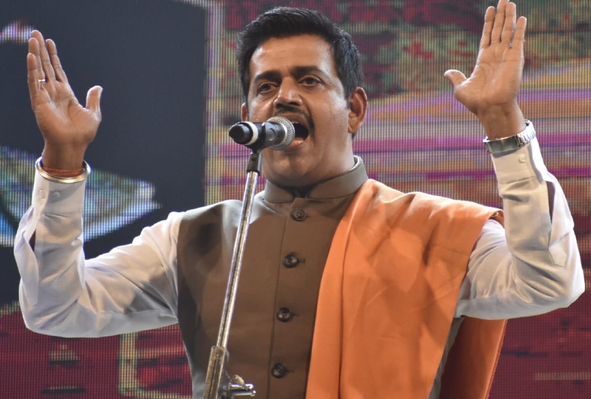 gorakhpur mp ravi kishan talk about seminar on swami vivekanand jayanti