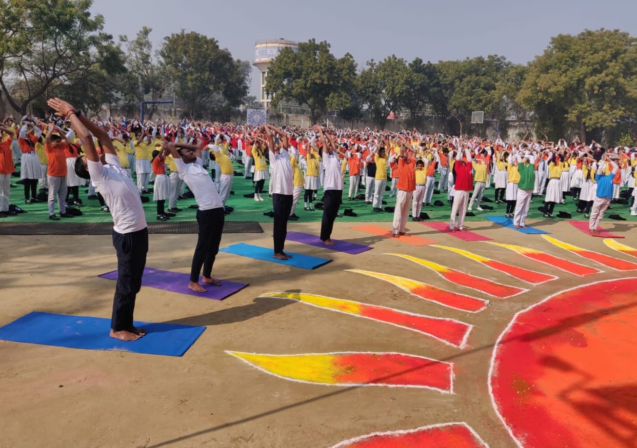 yoga, surya namskar