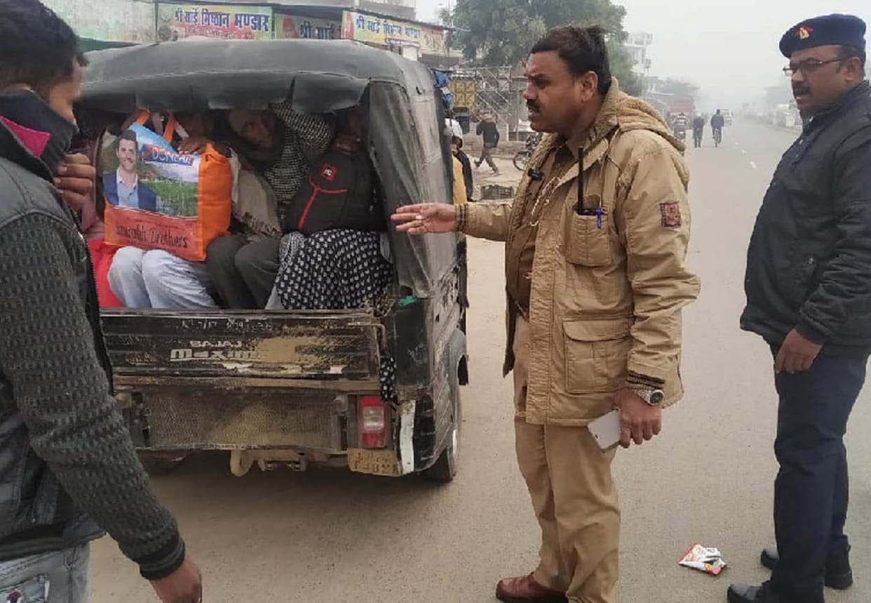 Police take action on overloaded vehicles after Kannauj accident