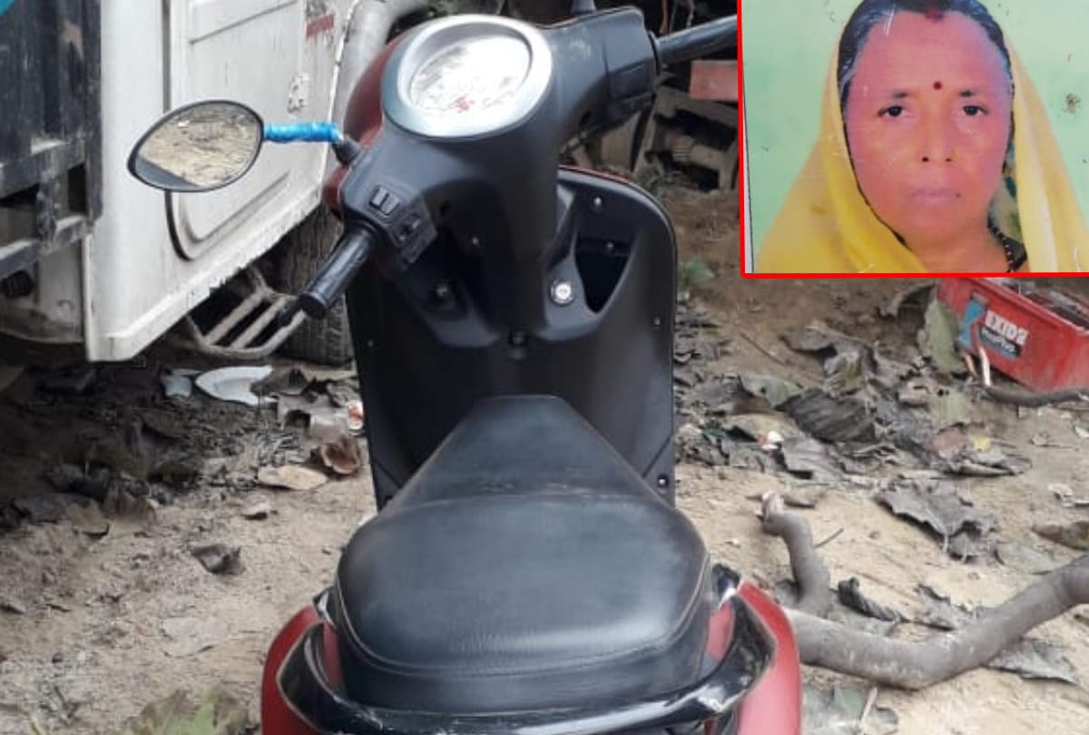 woman died in road accident, accused scooty driver run away