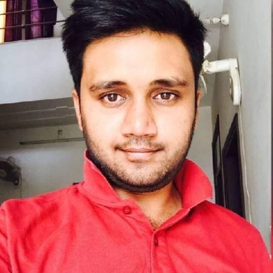 a man dead in road accident and three man injurded