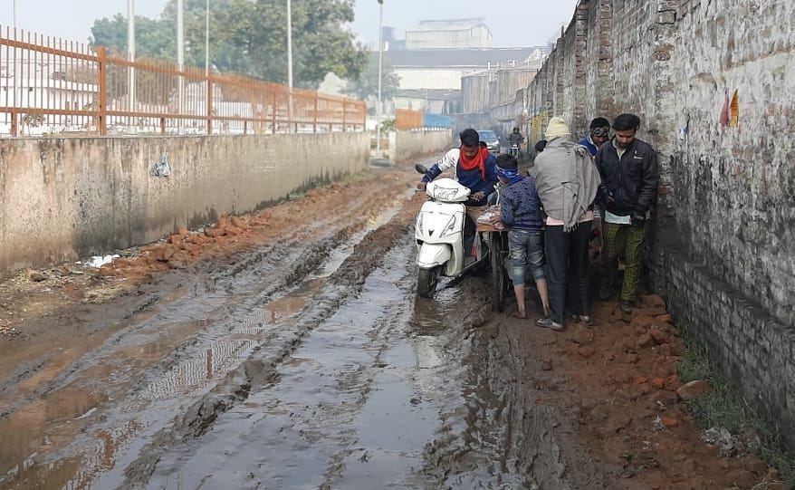 Sheikhpura-Jasola Road
