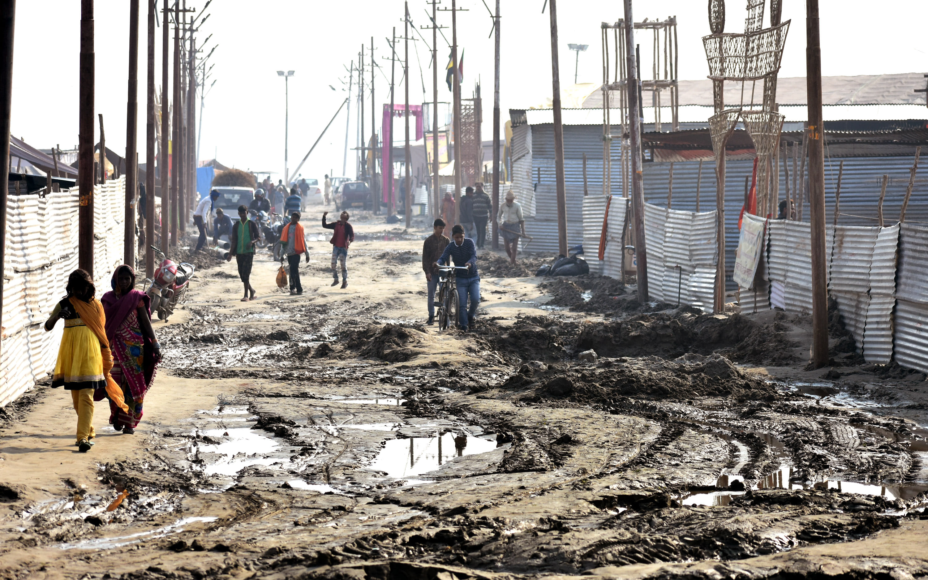 City Development Minister angry over incomplete construction of bathing ghats in Magh Mela