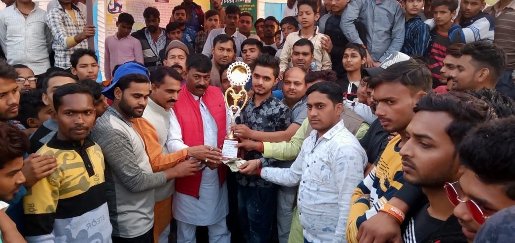 Mahakal team defeated Athar-11