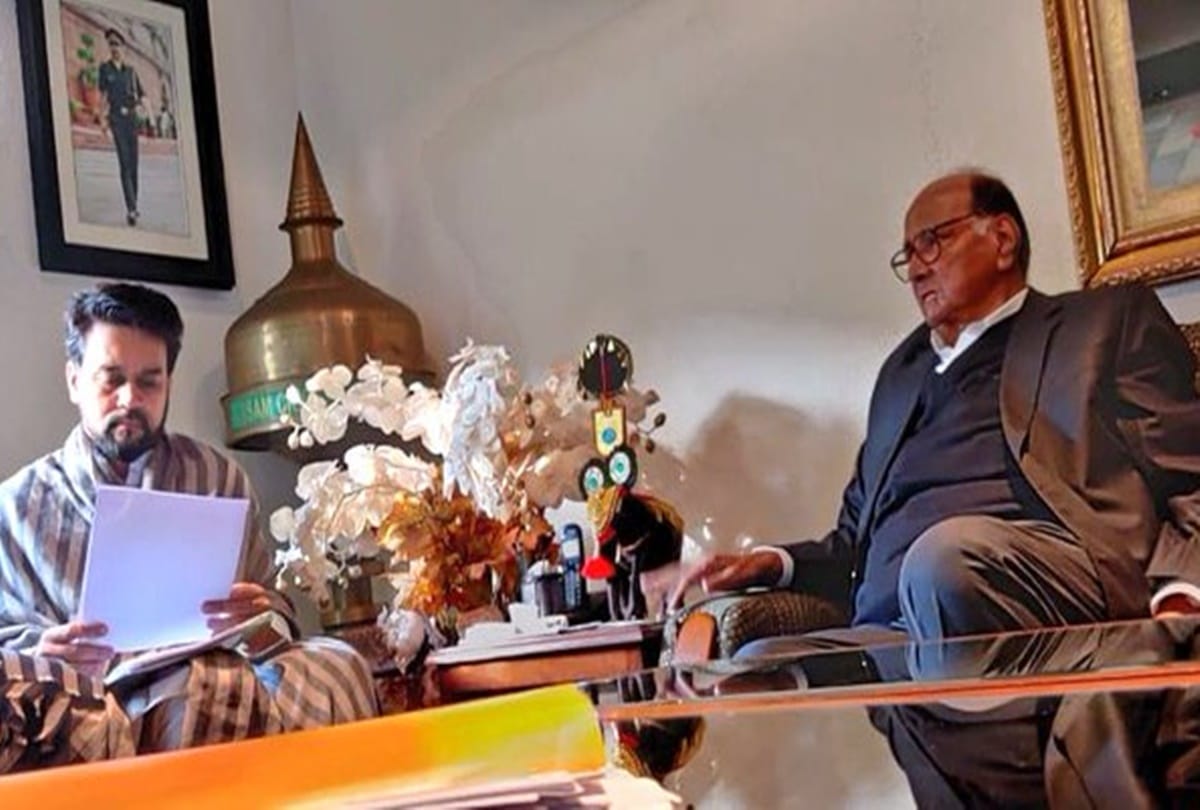 Sharad Pawar met Anurag Thakur over issue of revival of PMC Bank