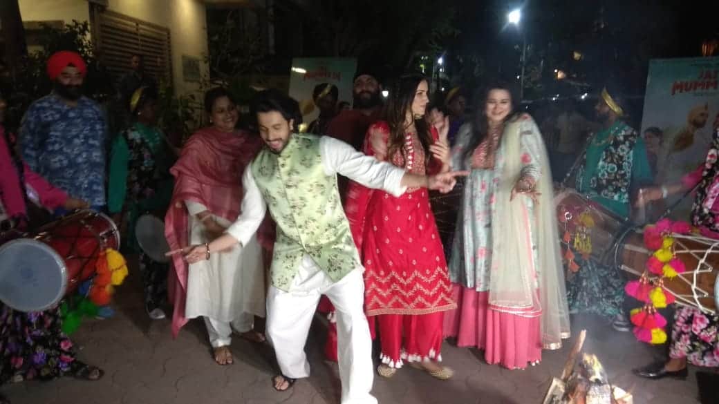 Lohri 2020 Sunny Singh Sonnalli Seygall Poonam Dhillon Supriya Pathak celebration
