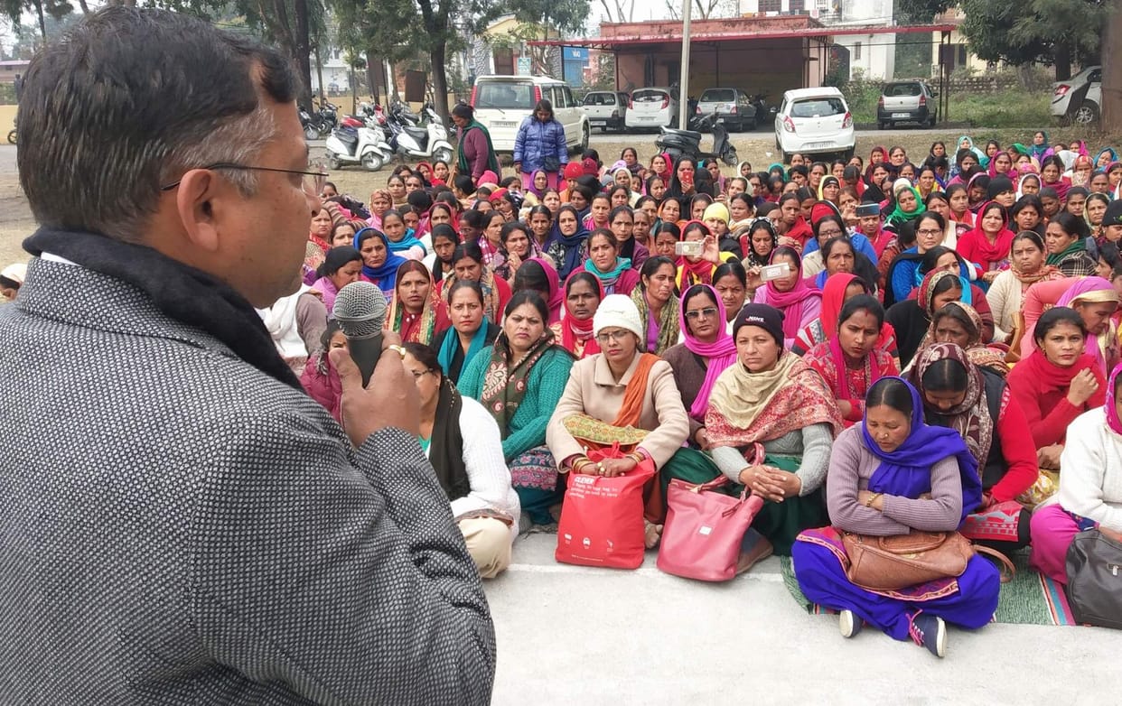 Demonstration of Anganwadi workers continues