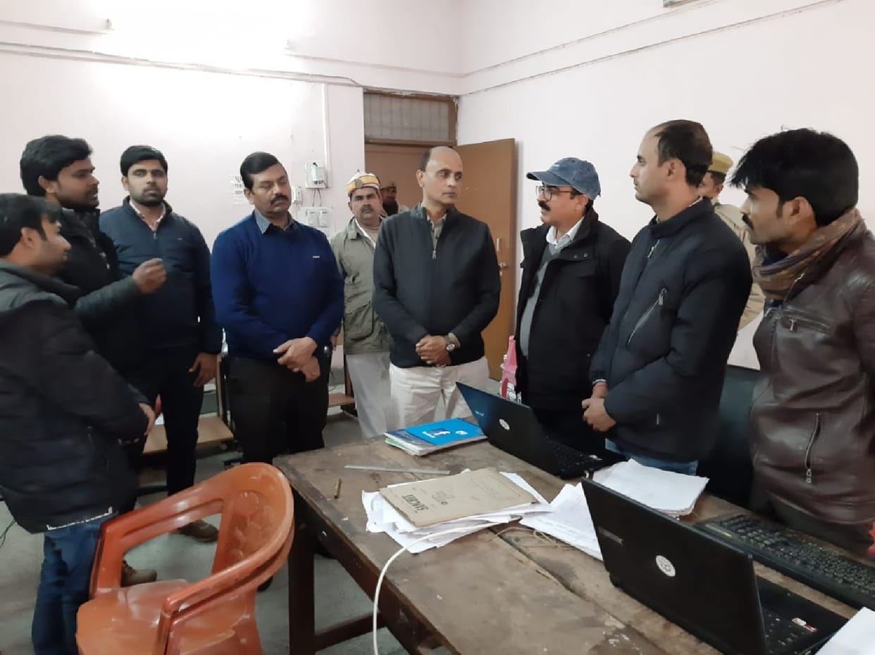 Errors in feeding of 43345 farmers in Nanpara, 36 thousand corrected