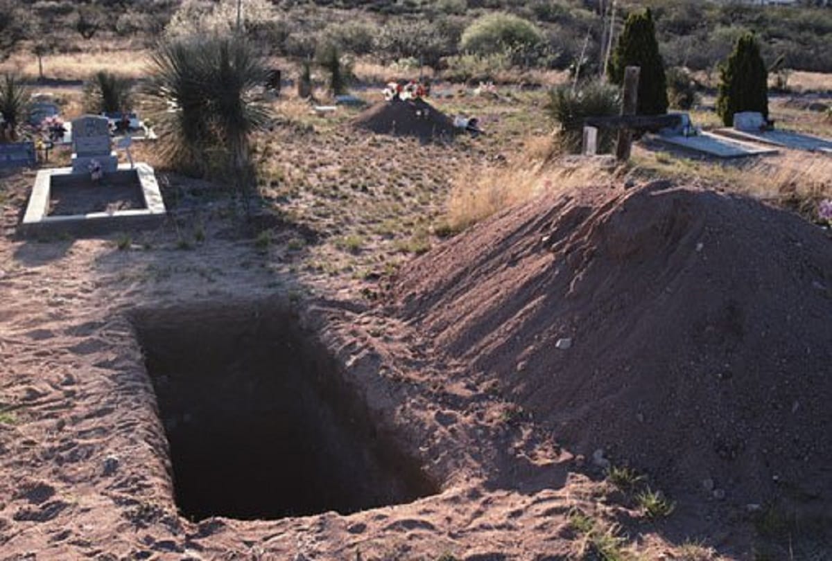 Pakistan Cannibal Brothers who were ate more than 150 dead bodies after taken out of the grave