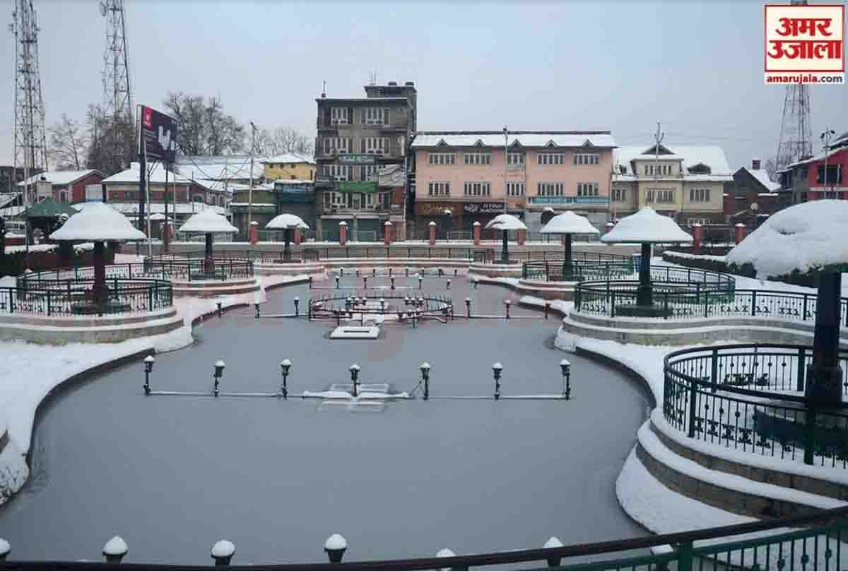 avalanche hit  Army personnel at different locations in jammu Kashmir
