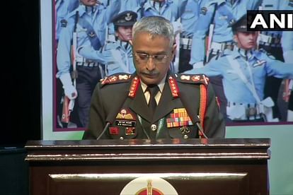 Army Chief Mukund Naravane to visit Kashmir  before Republic Day