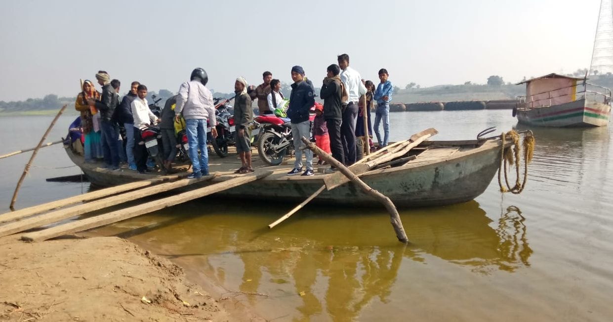 Pipa bridge not built on Yamuna, villagers upset
