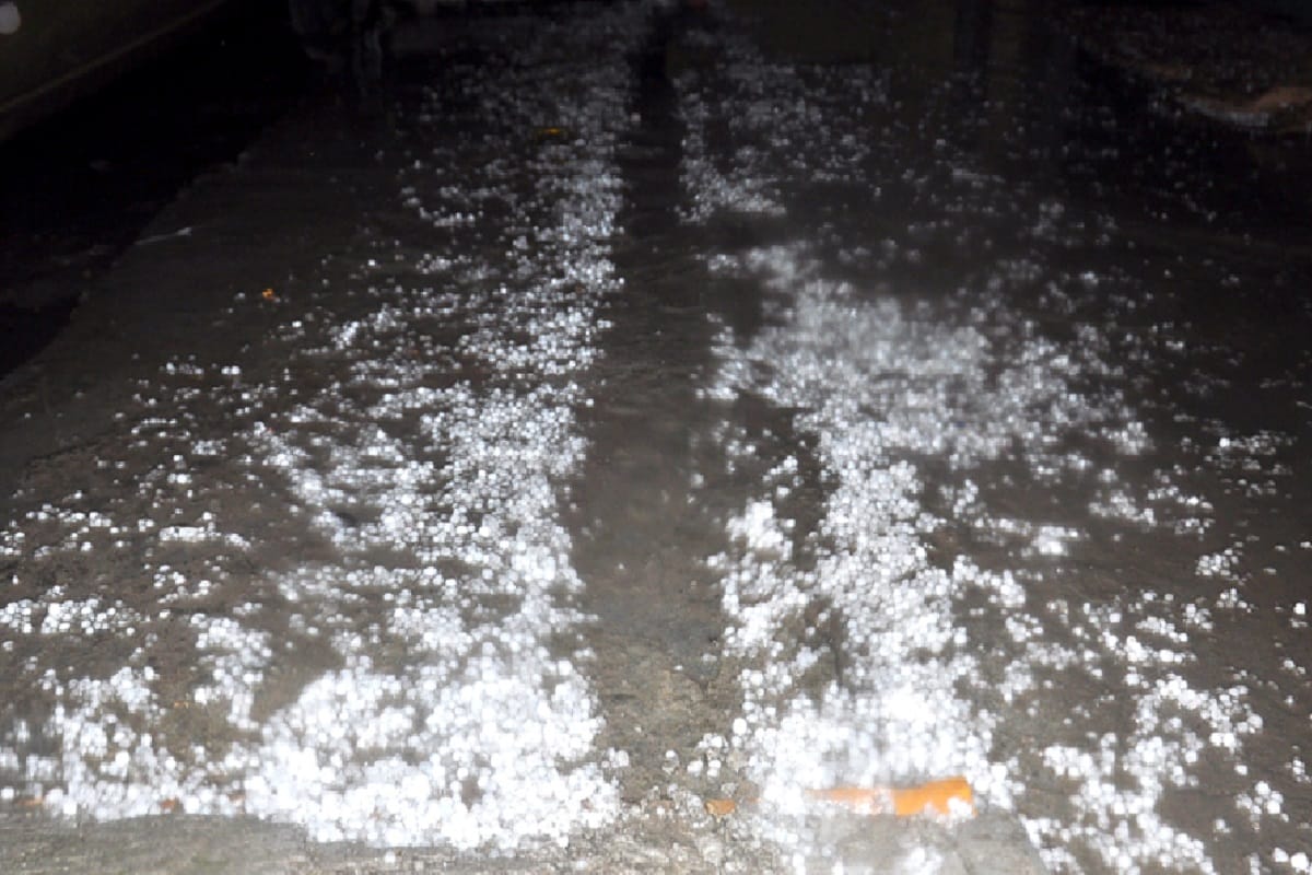 Fast rain with hailstones in Saharanpur city of Uttar Pradesh