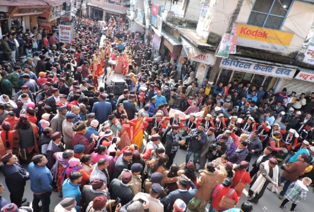 Uttarayan 2020 Famous Mela Start in bageshwar see photos
