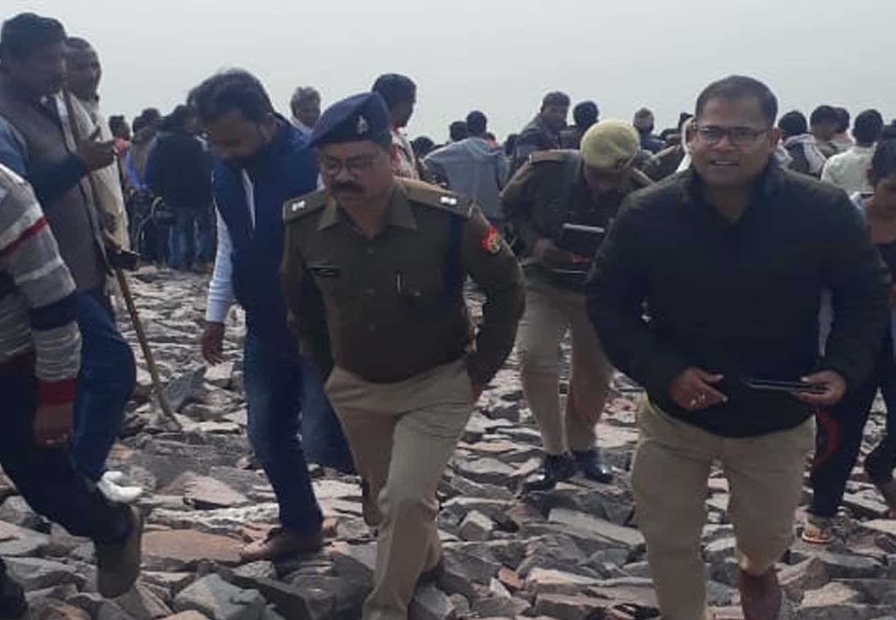 SP leader missing along with wife in chitrakoot