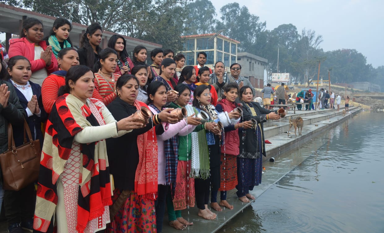 Ganges bath on Makar Sankranti