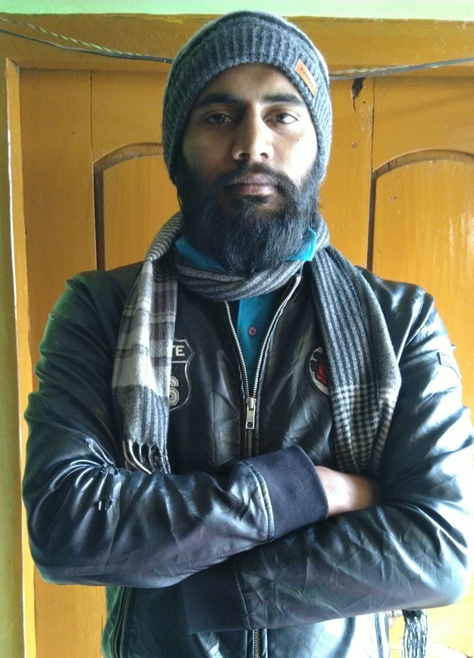 mainejar kee naukaree chhod khetee ko banaaya kamaee ka jariya