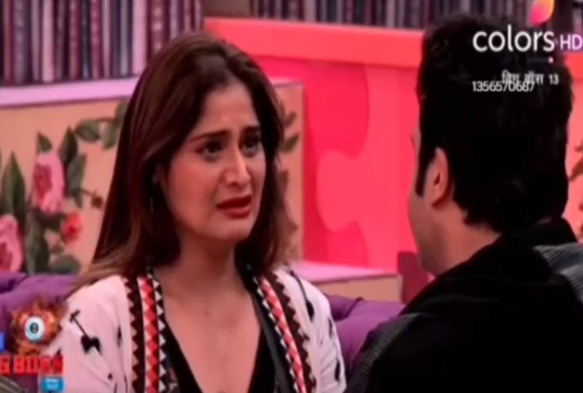 Bigg Boss 13 Mahira Sharma mother Saniya Sharma says Paras Chhabra dont kiss my daughter