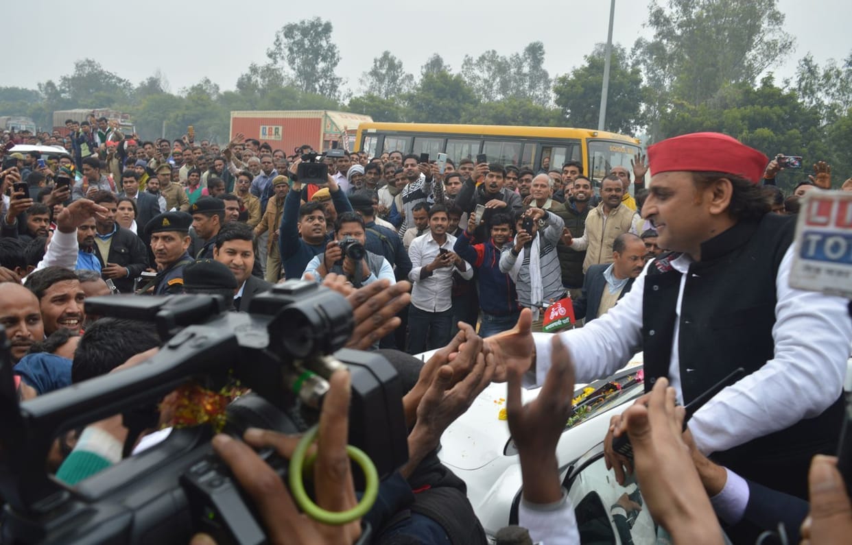Do not fill form of CAA : Akhilesh Yadav