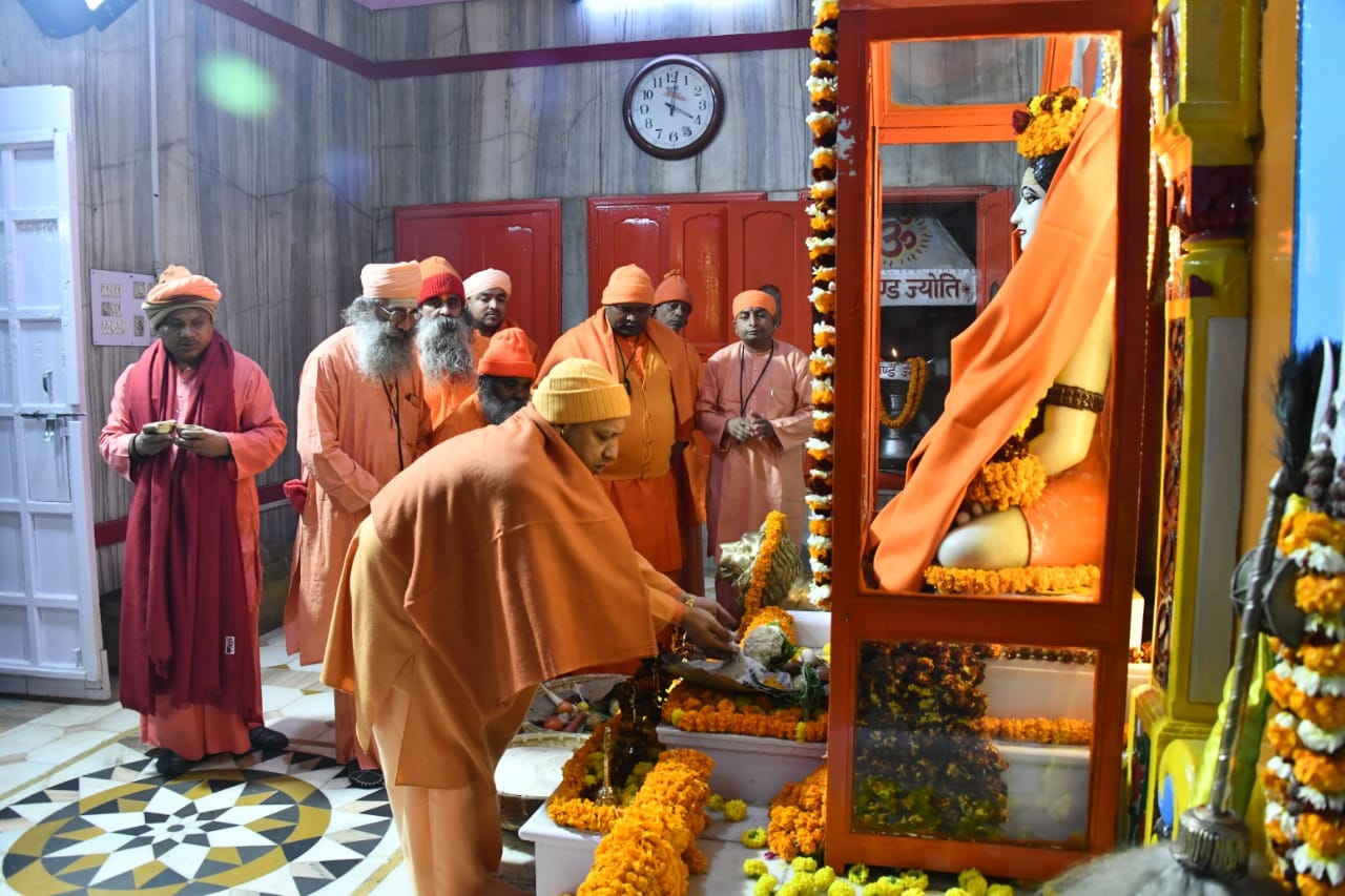 khichdi mela gorakhpur Know tradition of offering Khichdi to Guru Gorakhnath started from Treta Yuga